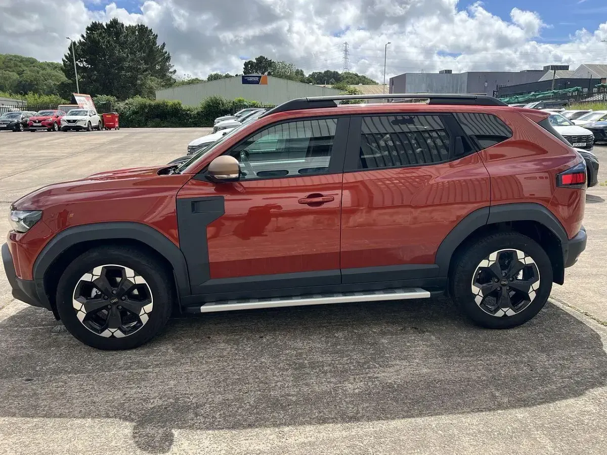 Used Dacia Duster Extreme 128 HP (94 kW) 2024 Brown SUV