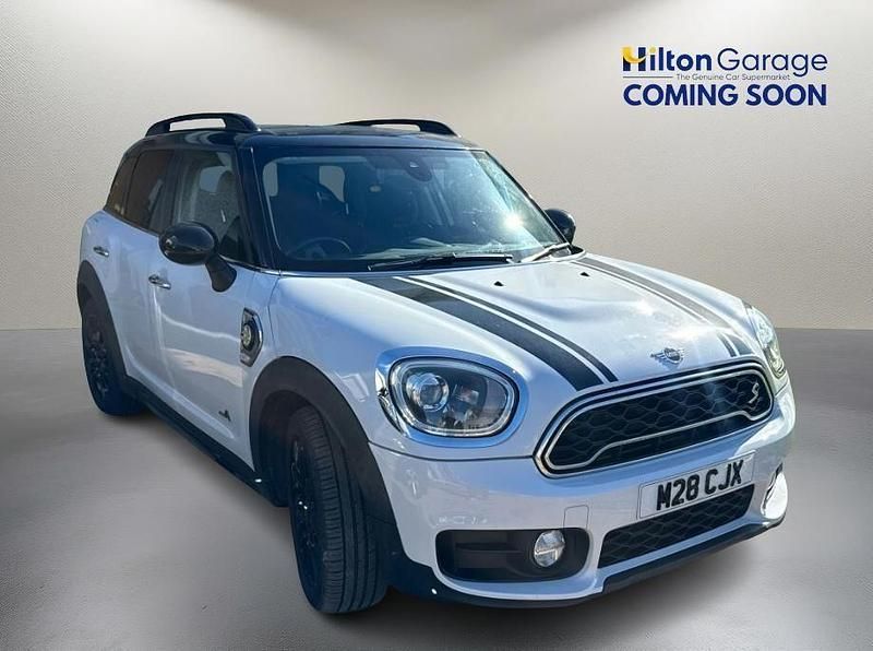 White Used 2018 Mini Cooper Countryman SUV | £14,450 (Fair price) - Image 1/1