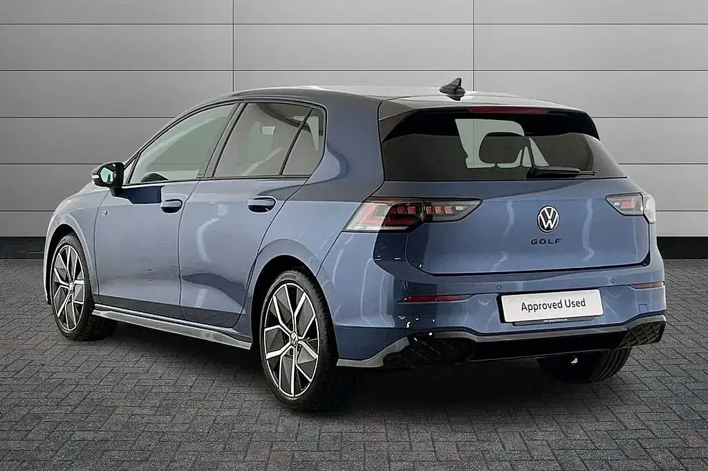 Used VW Golf VIII Black Edition 150 HP (110 kW) 2026 Anemone blue Hatchback