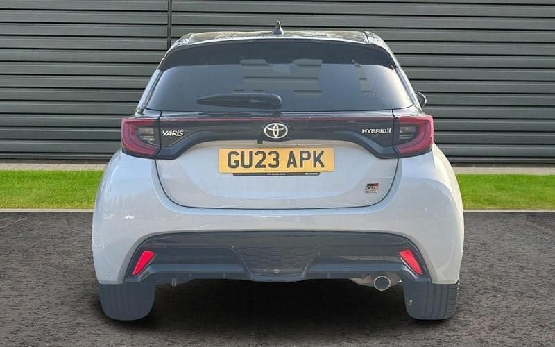 Used Toyota Yaris Hybrid Sport 116 HP (85 kW) 2023 Hatchback