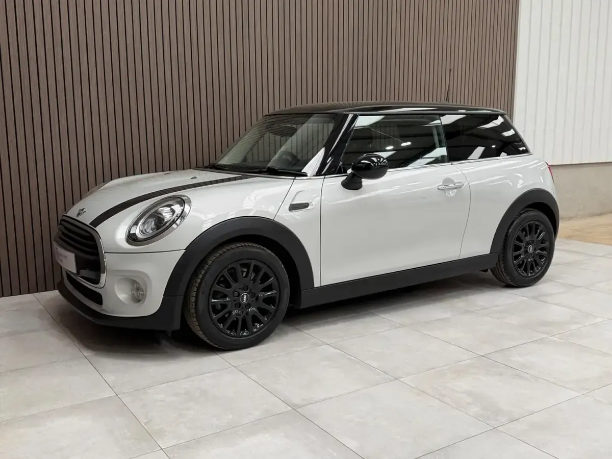 Used Mini Cooper Hatch 2018 Silver Hatchback