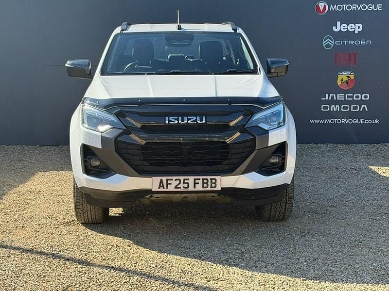 Used Isuzu D-Max 2025 White Pickup