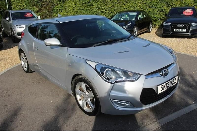Silver Used 2012 Hyundai Veloster Hatchback | £3,450 (Good price) - Image 1/1