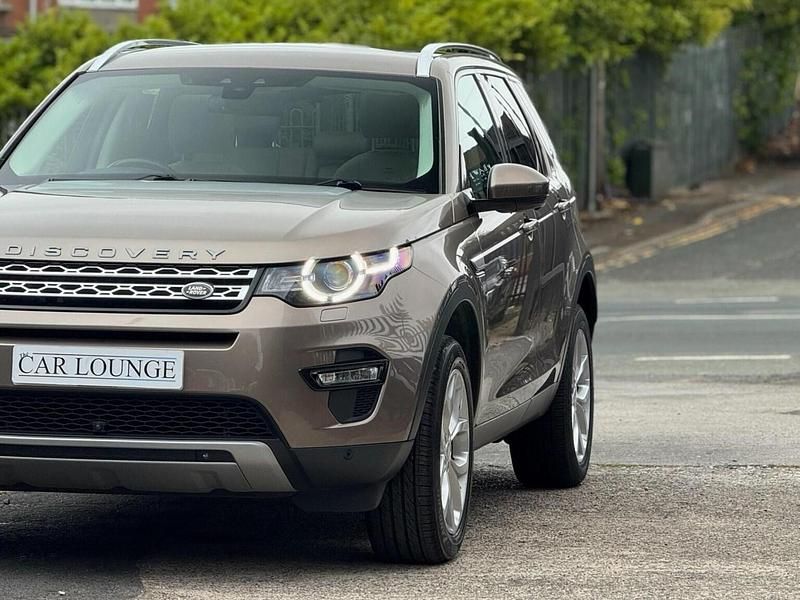 Used Land Rover Discovery Sport HSE 180 HP (132 kW) 2016 Brown SUV