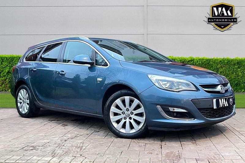 Used Vauxhall Astra Elite 2015 Blue Estate