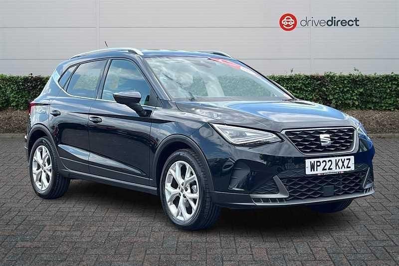 Black Used 2022 Seat Arona FR SUV | £13,520 (Good price) - Image 1/4