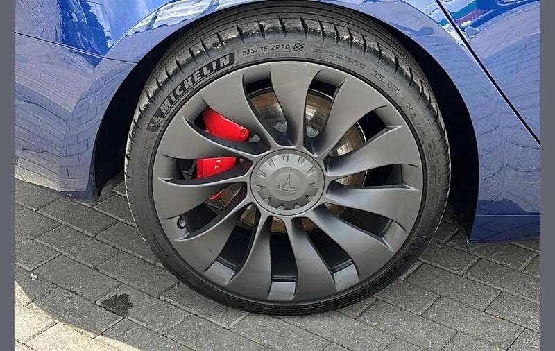 Used Tesla Model 3 Performance 461 kW (627 HP) 2021 Blue Sedan