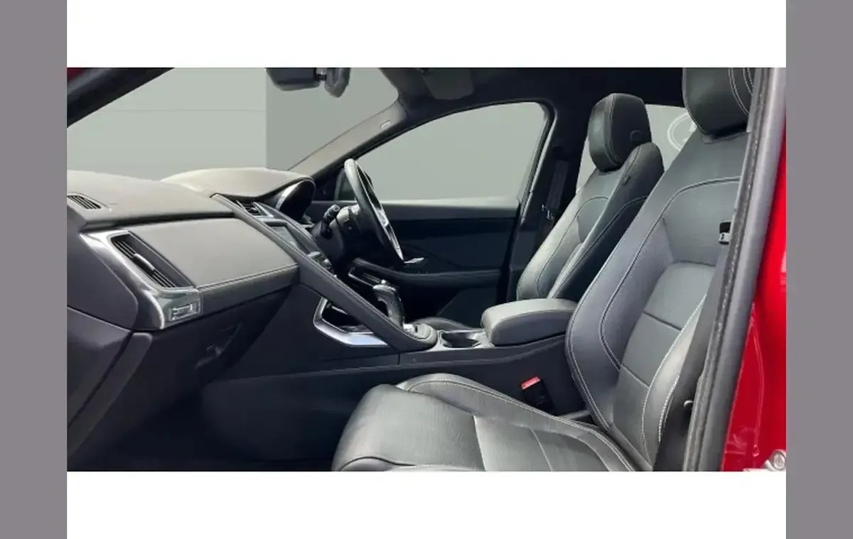 Used Jaguar E-Pace R-Dynamic 177 HP (130 kW) 2019 Red SUV