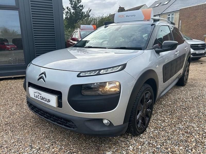 Used Citroën C4 Cactus Flair 110 HP (80 kW) 2015 Silver Hatchback