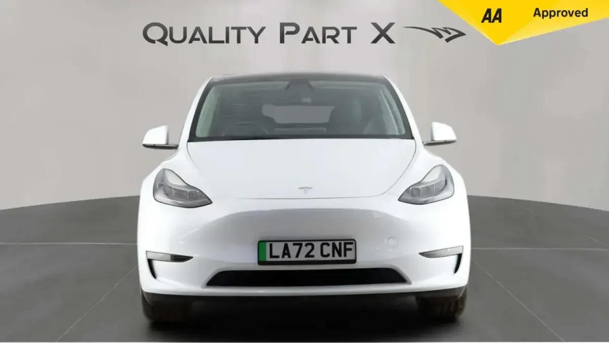 Used Tesla Model Y Long Range AWD 378 kW (514 HP) 2022 White SUV