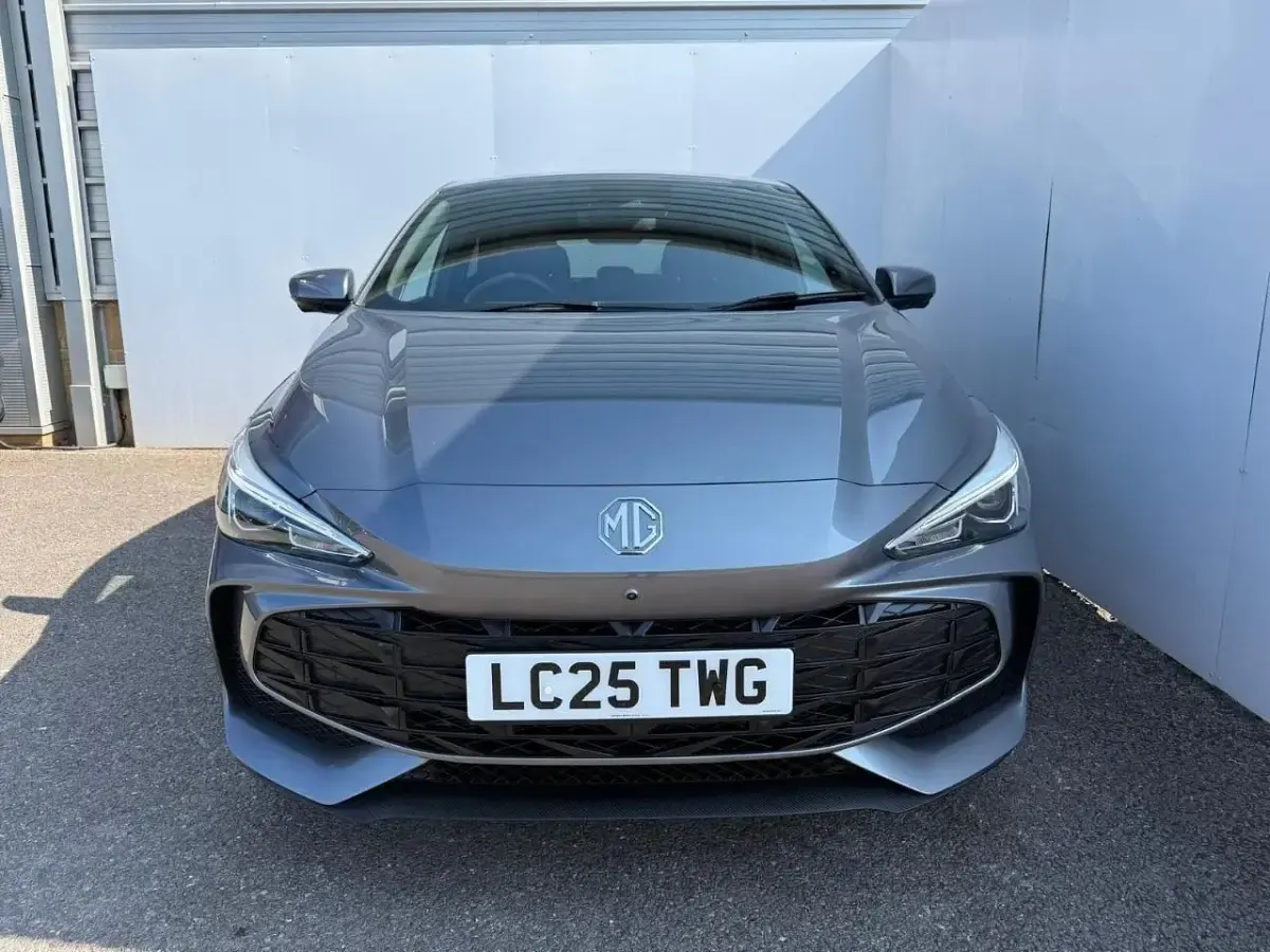 Used MG MG3 Trophy 191 HP (140 kW) 2025 Grey Hatchback