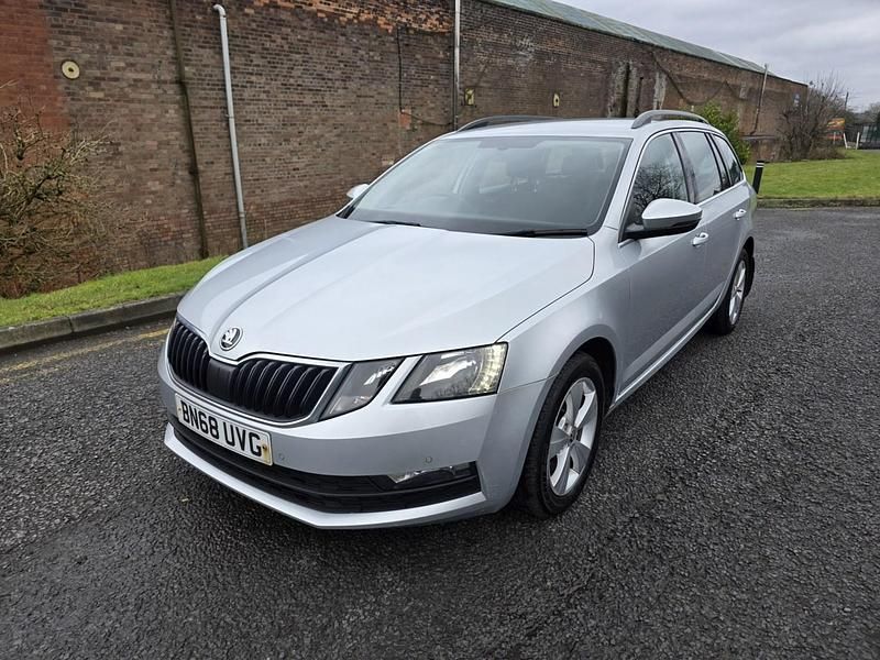 Used Skoda Octavia SE Technology 2018 Silver Estate