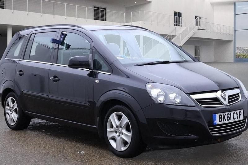 Black Used 2011 Vauxhall Zafira MPV | £1,999 (Fair price) - Image 1/1