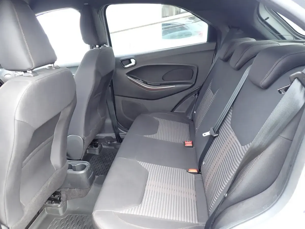 Used Ford Ka Plus Active 85 HP (62 kW) 2019 Silver Hatchback