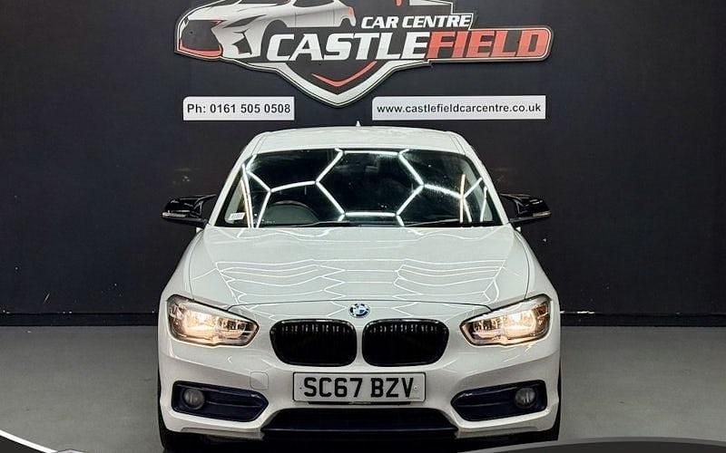 Used BMW 118 Sport Line 136 HP (100 kW) 2017 White Hatchback