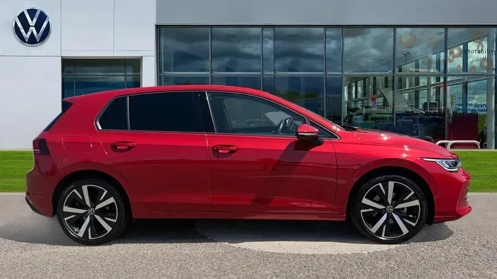 Used VW Golf VIII Match 115 HP (84 kW) 2024 Kings red premium metallic