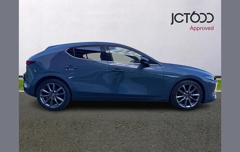 Used Mazda 3 Inclusive 120 HP (88 kW) 2019 Grey Hatchback