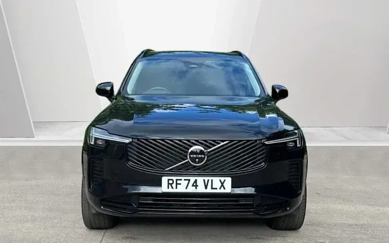 Used Volvo XC90 Plus 250 HP (183 kW) 2025 Black SUV
