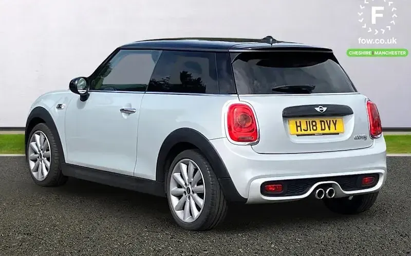 Used Mini Cooper S Chili 192 HP (141 kW) 2017 Silver Hatchback