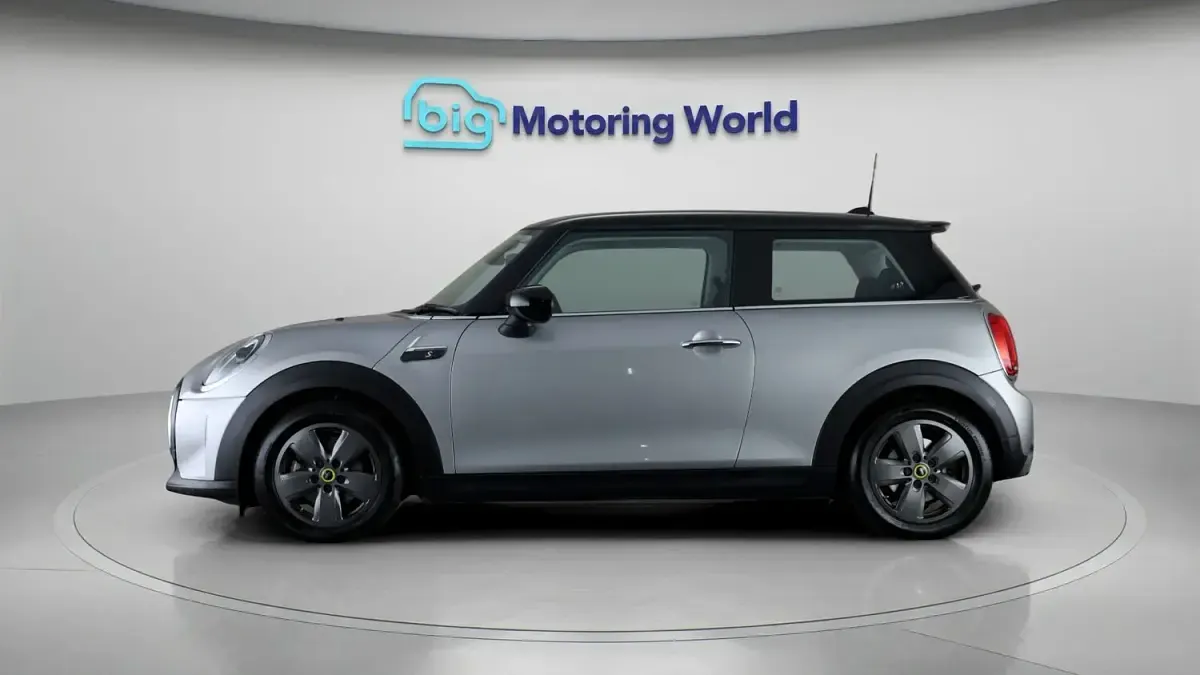 Used Mini Cooper S Hatch 135 kW (184 HP) 2023 Silver Hatchback