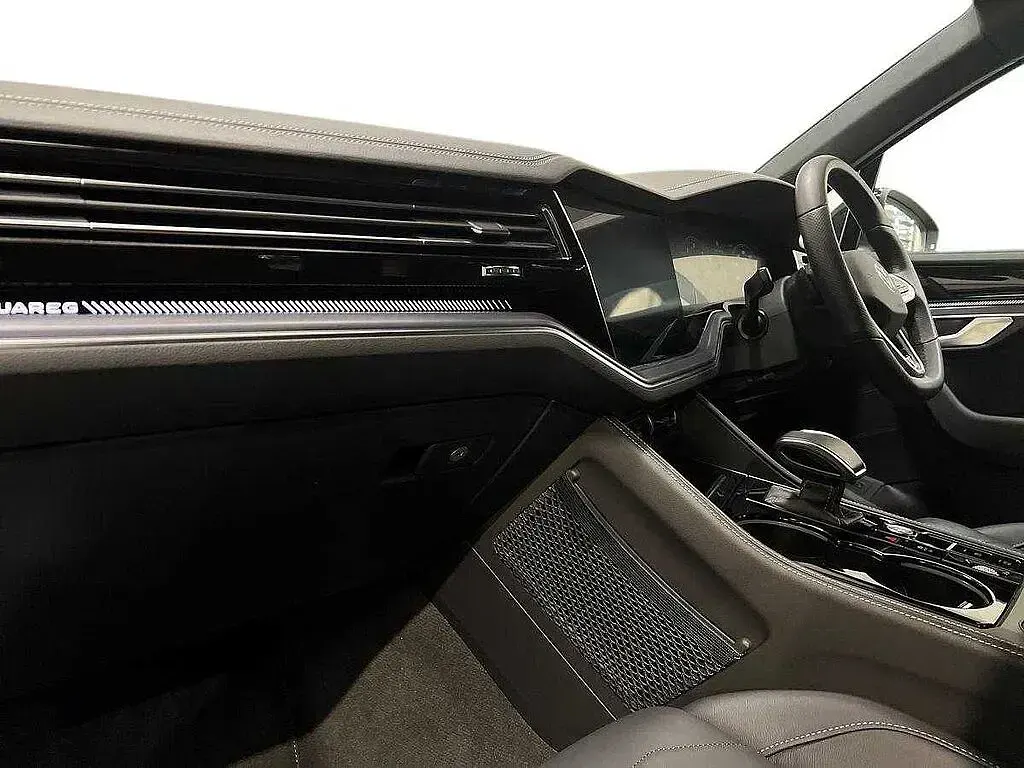 Used VW Touareg 286 HP (210 kW) 2025 SUV