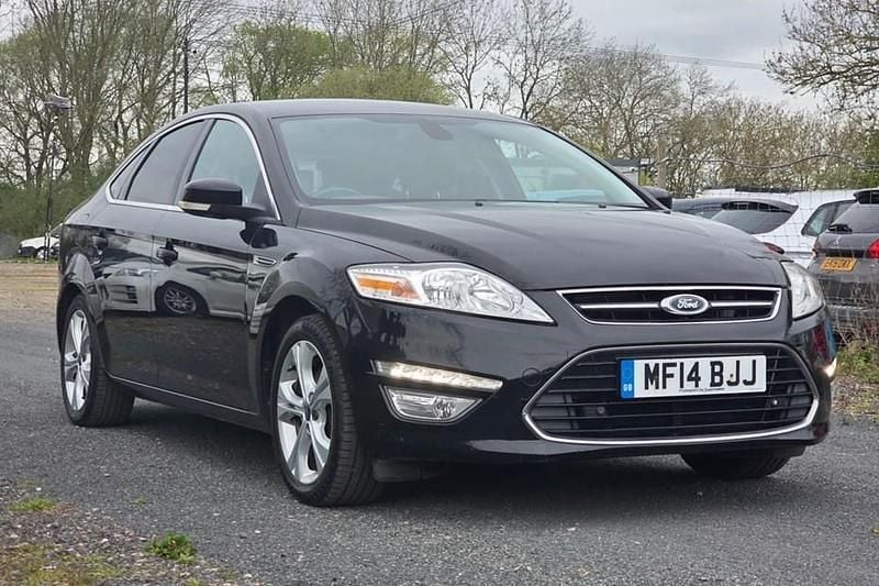 Used Ford Mondeo Business Edition 163 HP (119 kW) 2014 Black Hatchback
