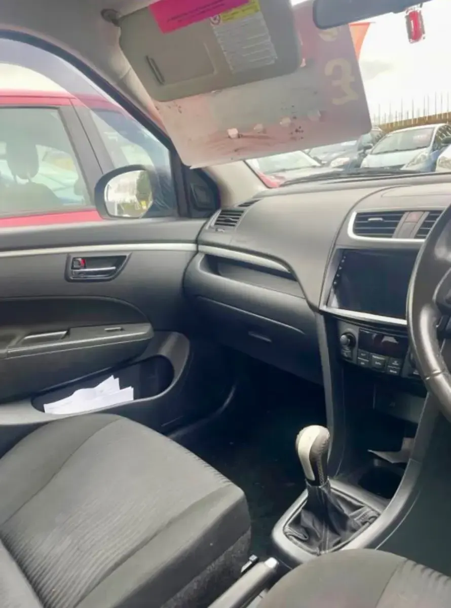 Used Suzuki Swift SZ4 2011 Blue Hatchback
