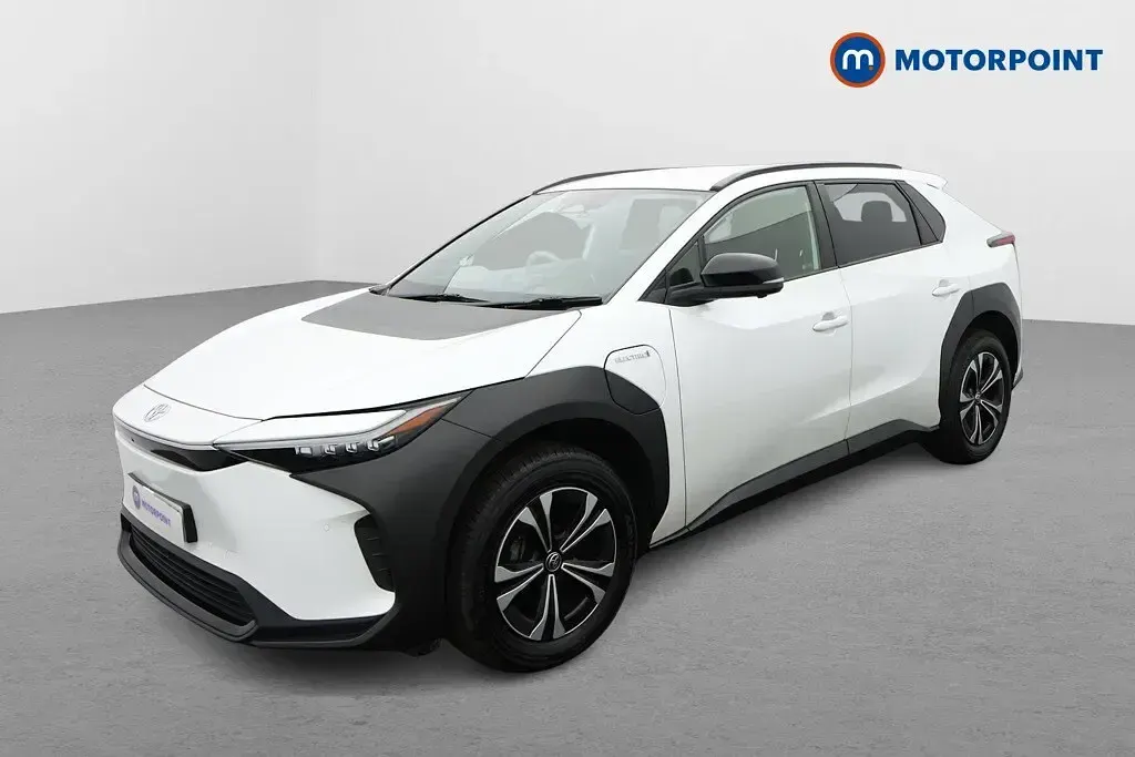 Used Toyota bZ4X 160 kW (218 HP) 2023 White SUV