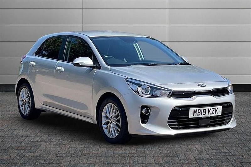Silver Used 2019 Kia Rio 2 Hatchback | £11,895 (Fair price) - Image 1/2