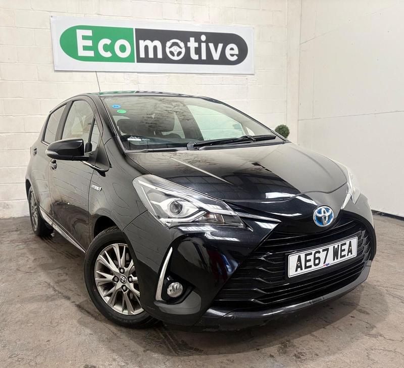 Used Toyota Yaris Hybrid 2017 Black Hatchback