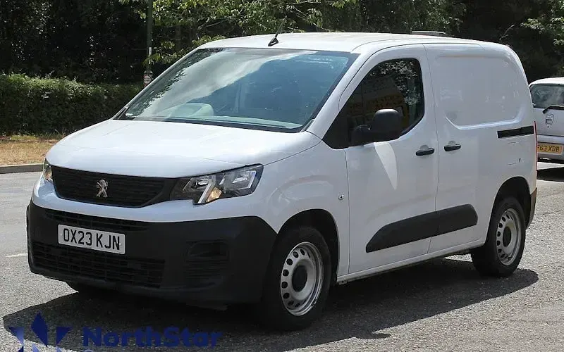Used Peugeot Partner Premium 102 HP (75 kW) 2023 MPV