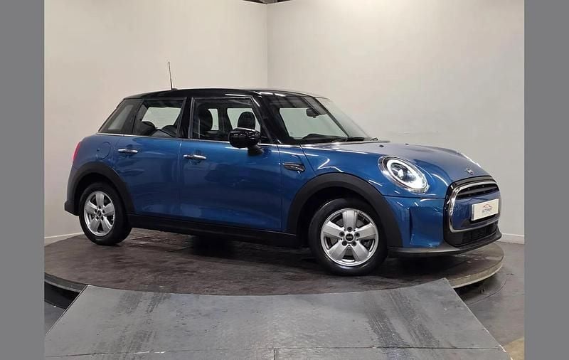 Usado Mini Cooper Classic 134 CV (98 kW) 2024 Azul Utilitario