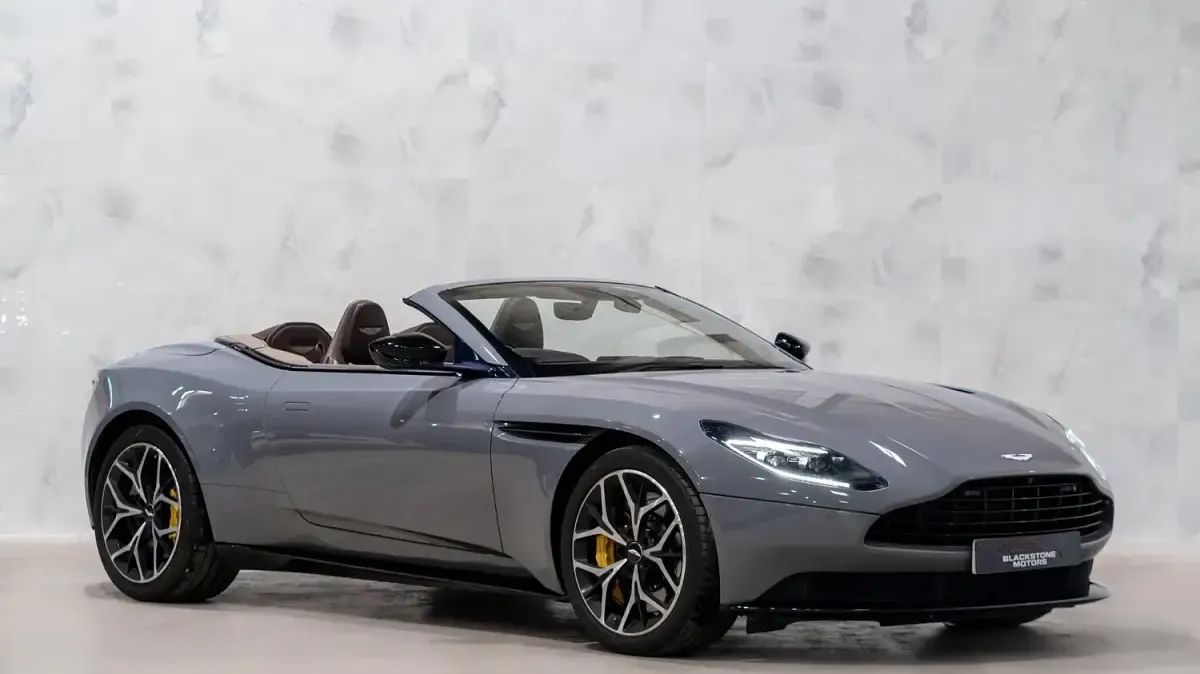 Used Aston Martin DB11 510 HP (375 kW) 2018 Grey Cabriolet