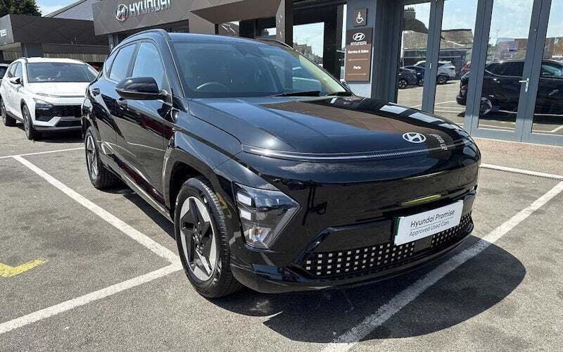 Used 2026 Hyundai Kona Advanced SUV | £23,734 (Good price) - Image 1/4