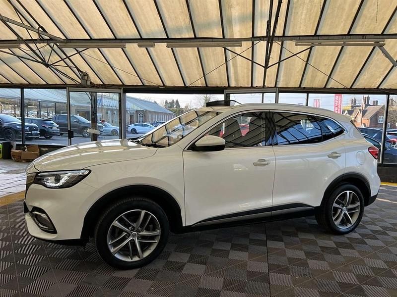 Used MG HS Exclusive 162 HP (119 kW) 2022 White SUV