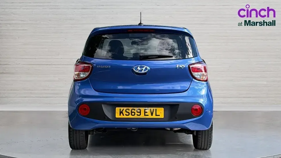 Used Hyundai i10 66 HP (48 kW) 2019 Blue Hatchback