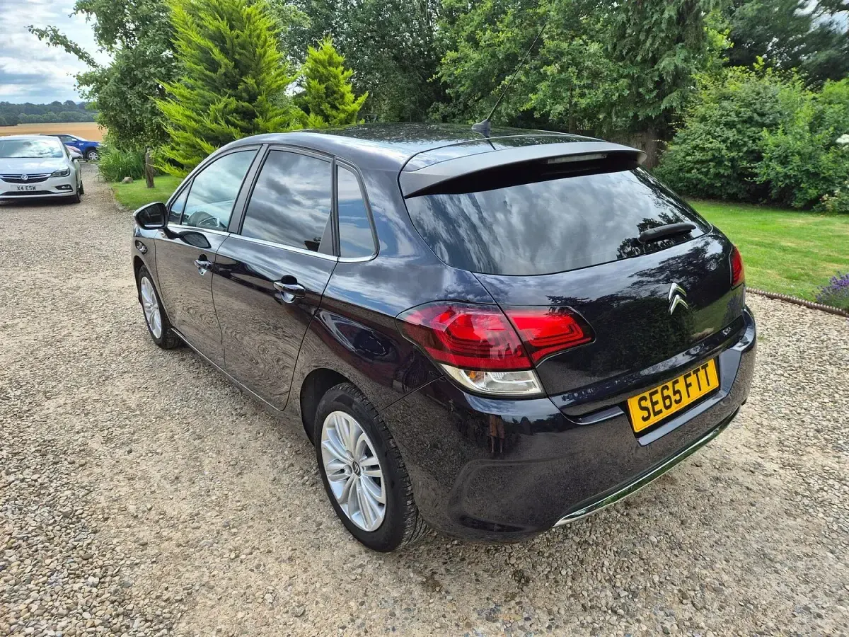 Used Citroën C4 Flair 2016 Blue Hatchback
