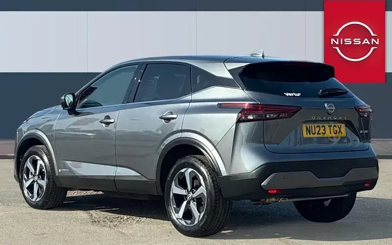 Used Nissan Qashqai N-Connecta 190 HP (139 kW) 2023 Grey SUV
