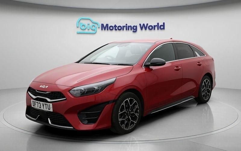 Used Kia ProCeed GT-Line 159 HP (116 kW) 2023 Red Estate