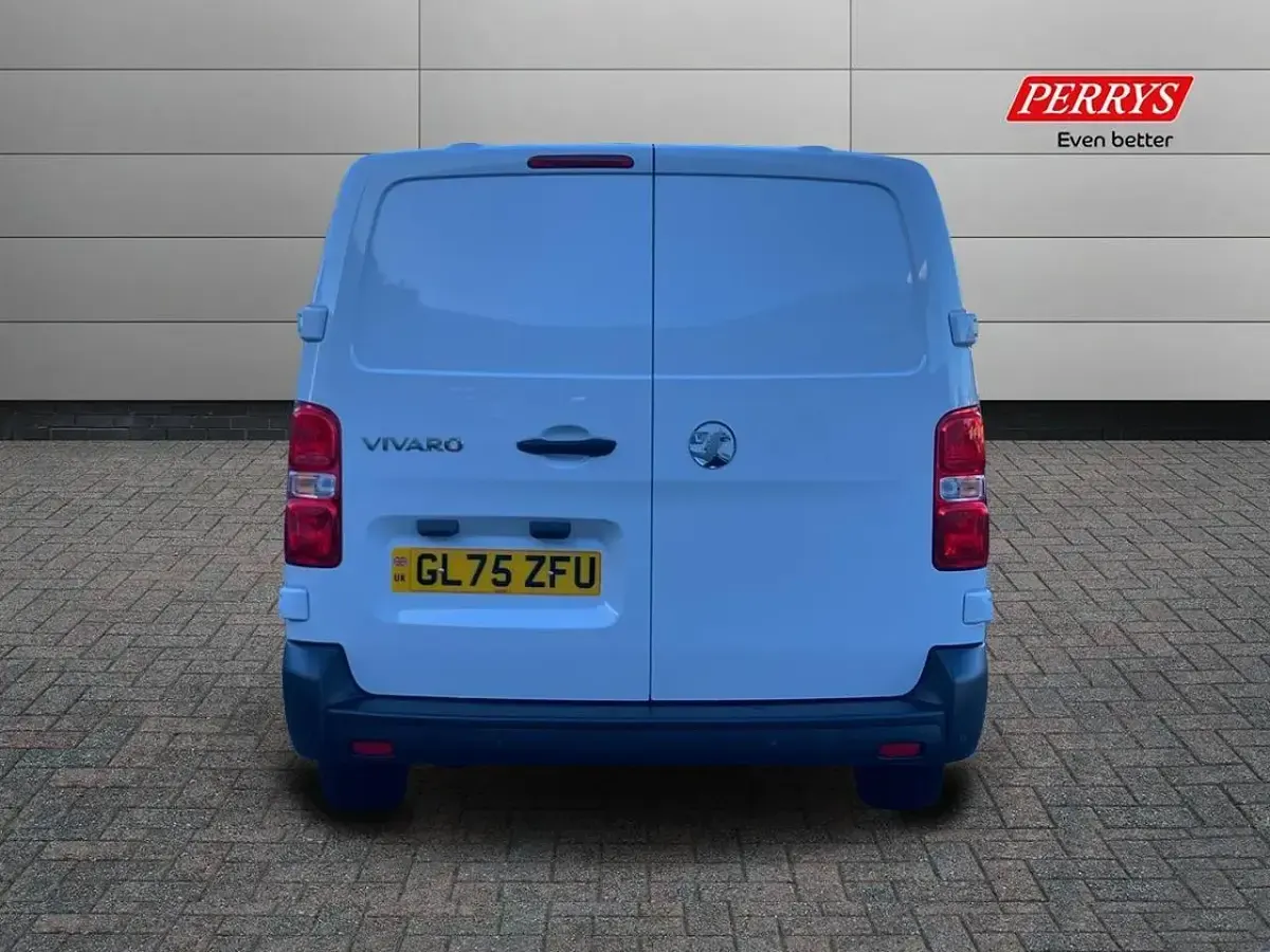 New Vauxhall Vivaro 143 HP (105 kW) 2025 White MPV