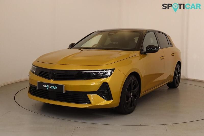 Used Vauxhall Astra S 128 HP (94 kW) 2024 Yellow Hatchback
