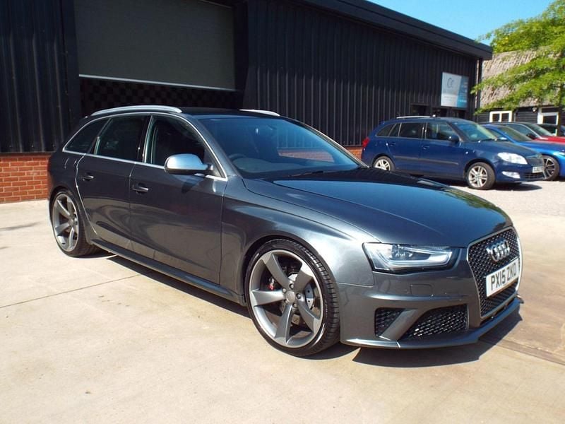 Grey Used 2015 Audi RS4 Performance Estate | £26,495 (A bit pricey) - Image 1/4