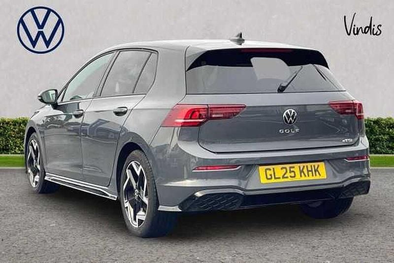 Used VW Golf VIII 150 HP (110 kW) 2025