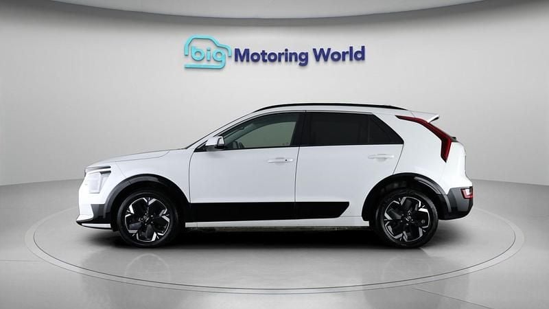 Used Kia Niro 150 kW (204 HP) 2023 White SUV