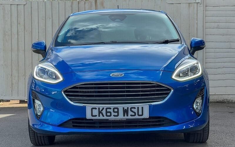 Used Ford Fiesta Titanium 101 HP (74 kW) 2019 Blue Hatchback