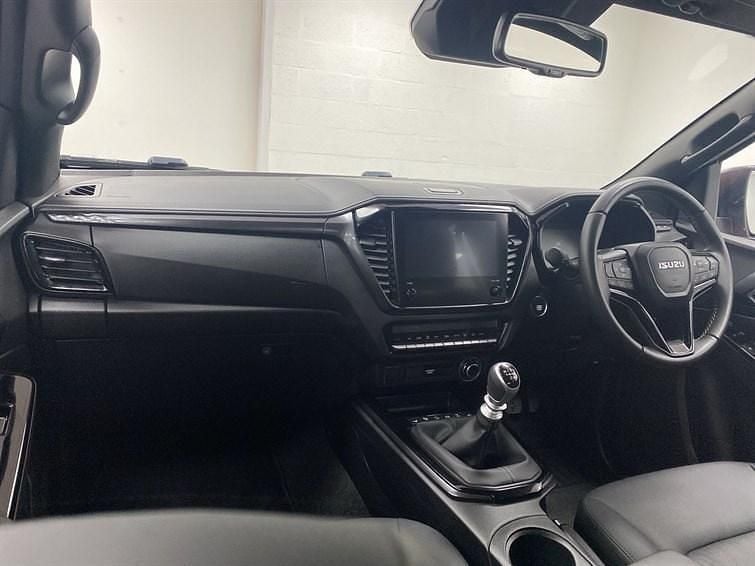 Used Isuzu D-Max 2024 Orange Pickup