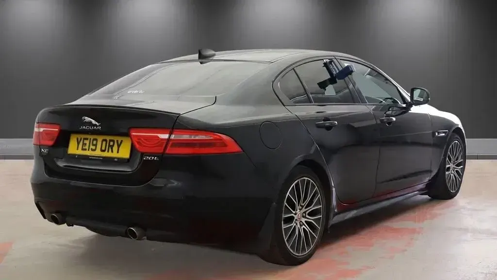 Used Jaguar XE Ingenium 200 HP (147 kW) 2019 Black Sedan