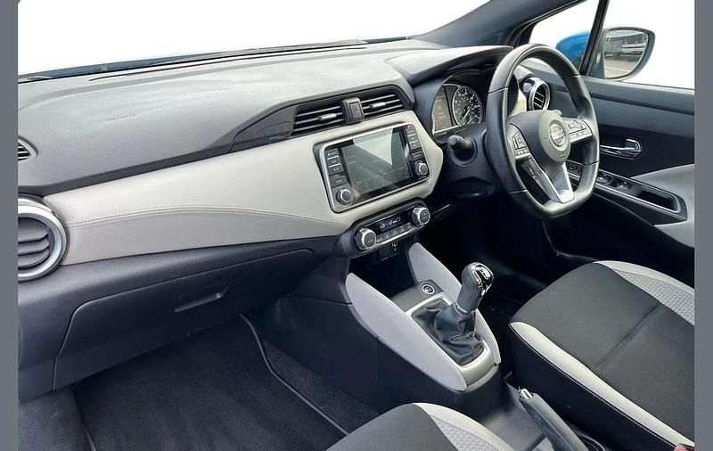 Used Nissan Micra Tekna 91 HP (66 kW) 2022 Blue Hatchback