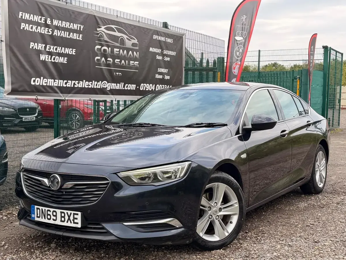 Used Vauxhall Insignia 2019 Blue Hatchback
