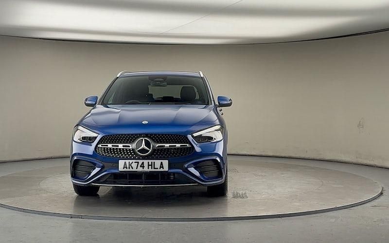 Used Mercedes GLA200 Executive 163 HP (119 kW) 2025 SUV